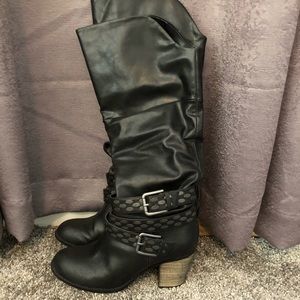 Black boots shin high